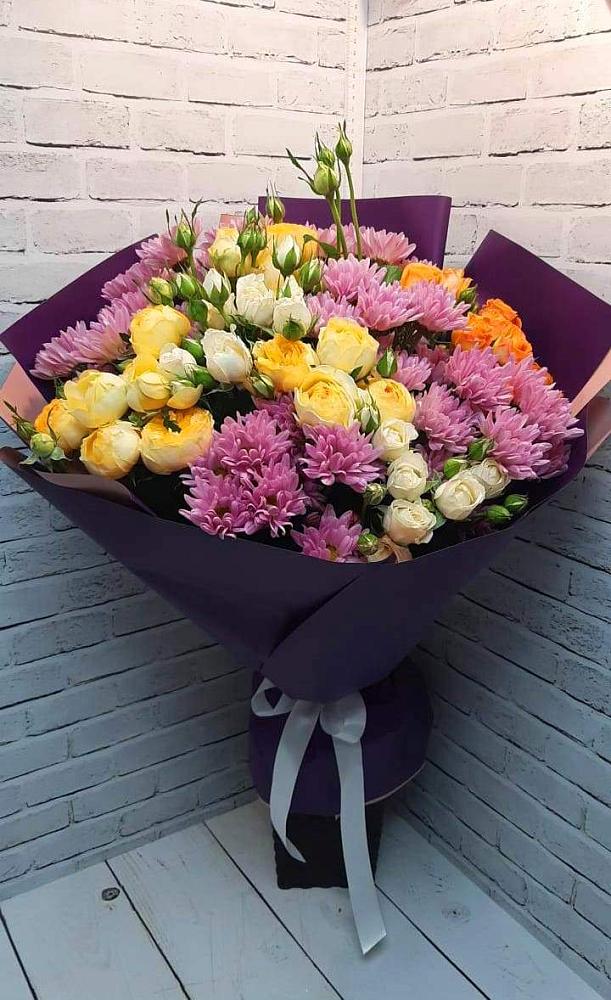 Букет цветов из: Хризантемы и Розы в Арзамасе
