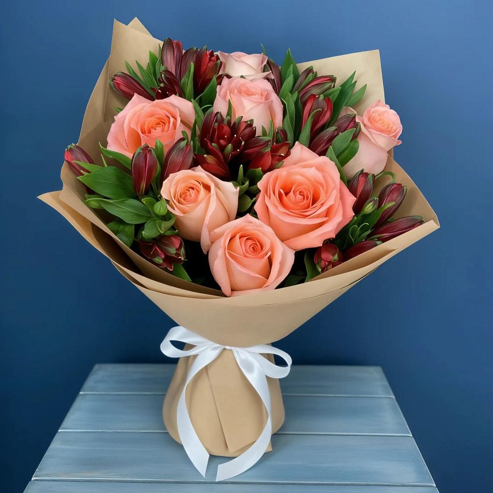 Букет цветов из: Розы и Альстромерии в Арзамасе