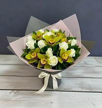 Букет цветов из:  Орхидеи и Розы в Арзамасе