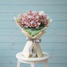 Букет цветов из:  Орхидеи и Розы в Арзамасе