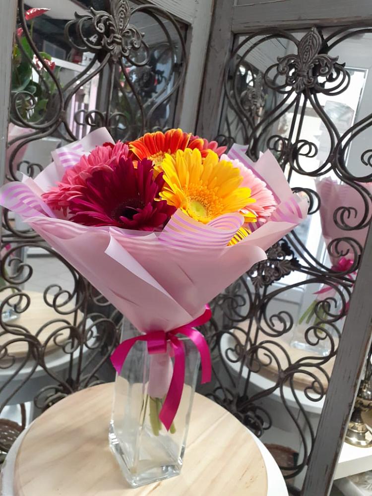 Букет цветов из: Герберы в Арзамасе