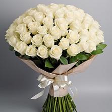Букет 101 беля роза Белоснежка в Арзамасе